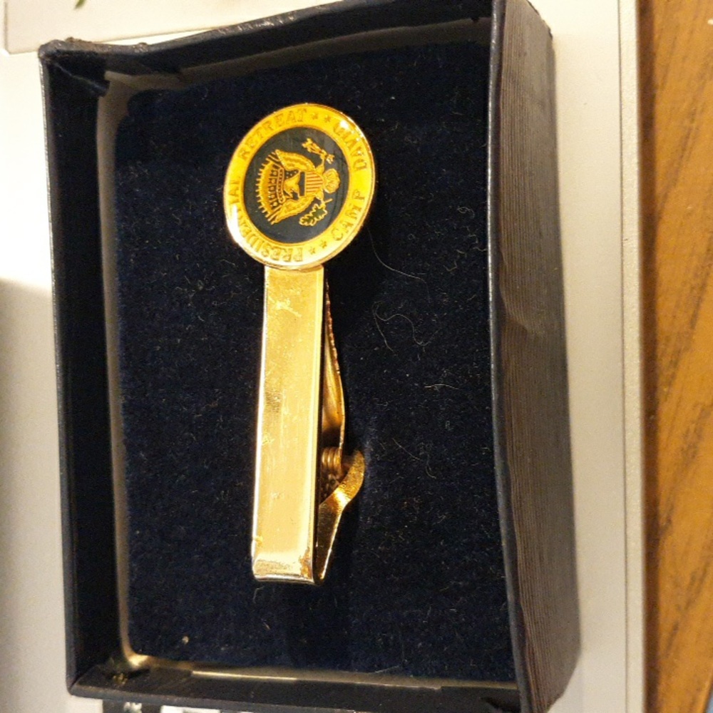 Presidential Retreat Camp David  Tie Clip ( SKU N63)